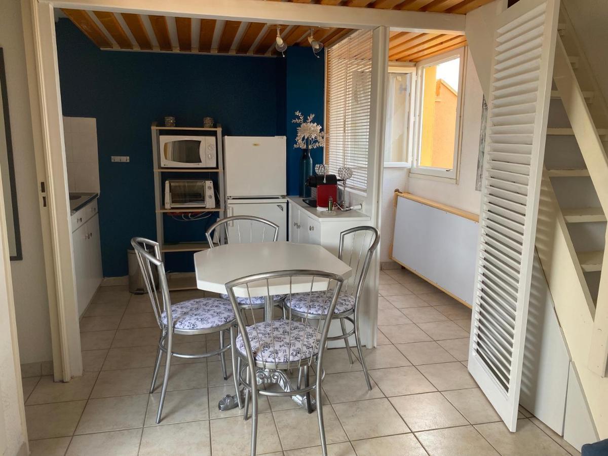 Joli Appartement Mezzanine Avec Parking La Roquille Agde Kültér fotó