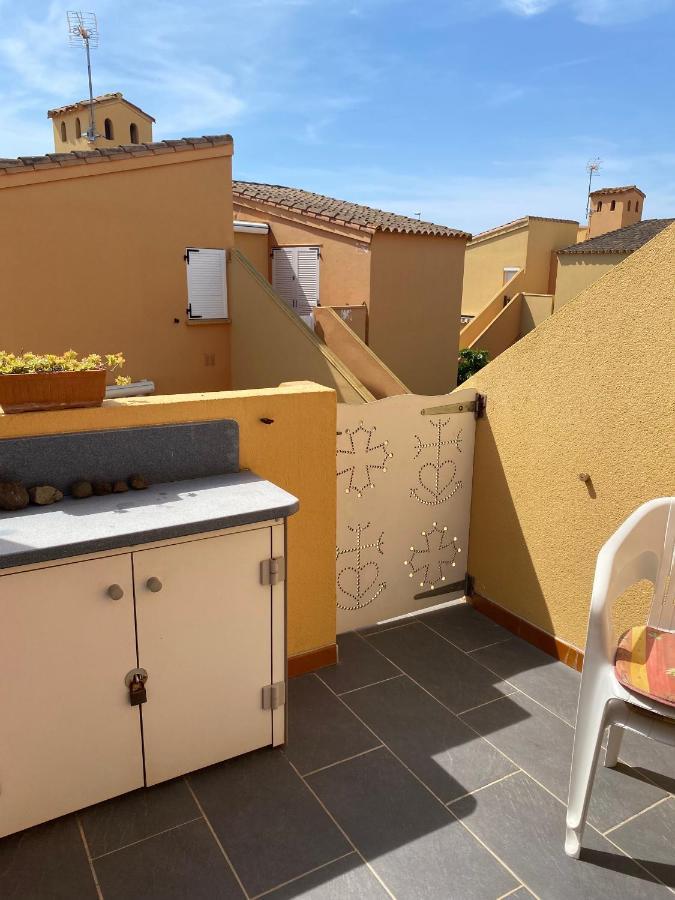 Joli Appartement Mezzanine Avec Parking La Roquille Agde Kültér fotó
